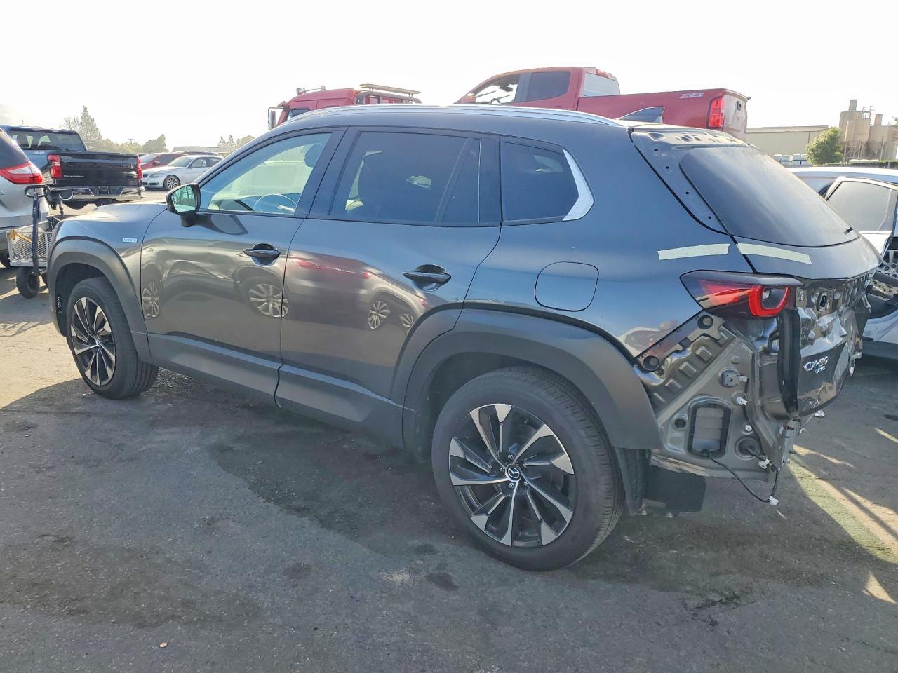 2025 MAZDA CX-50 PREMIUM PLUS photo 3