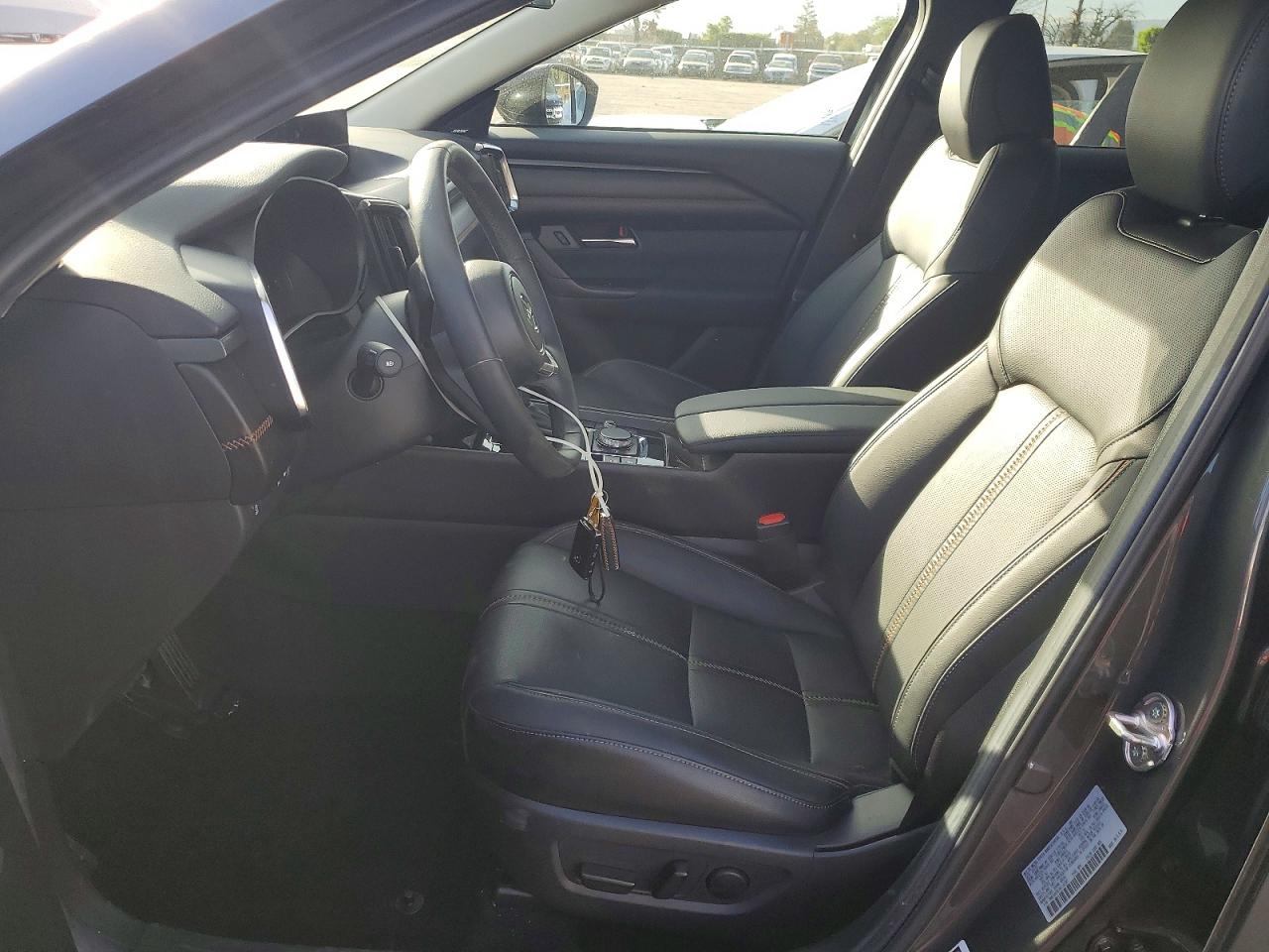 2025 MAZDA CX-50 PREMIUM PLUS photo 13