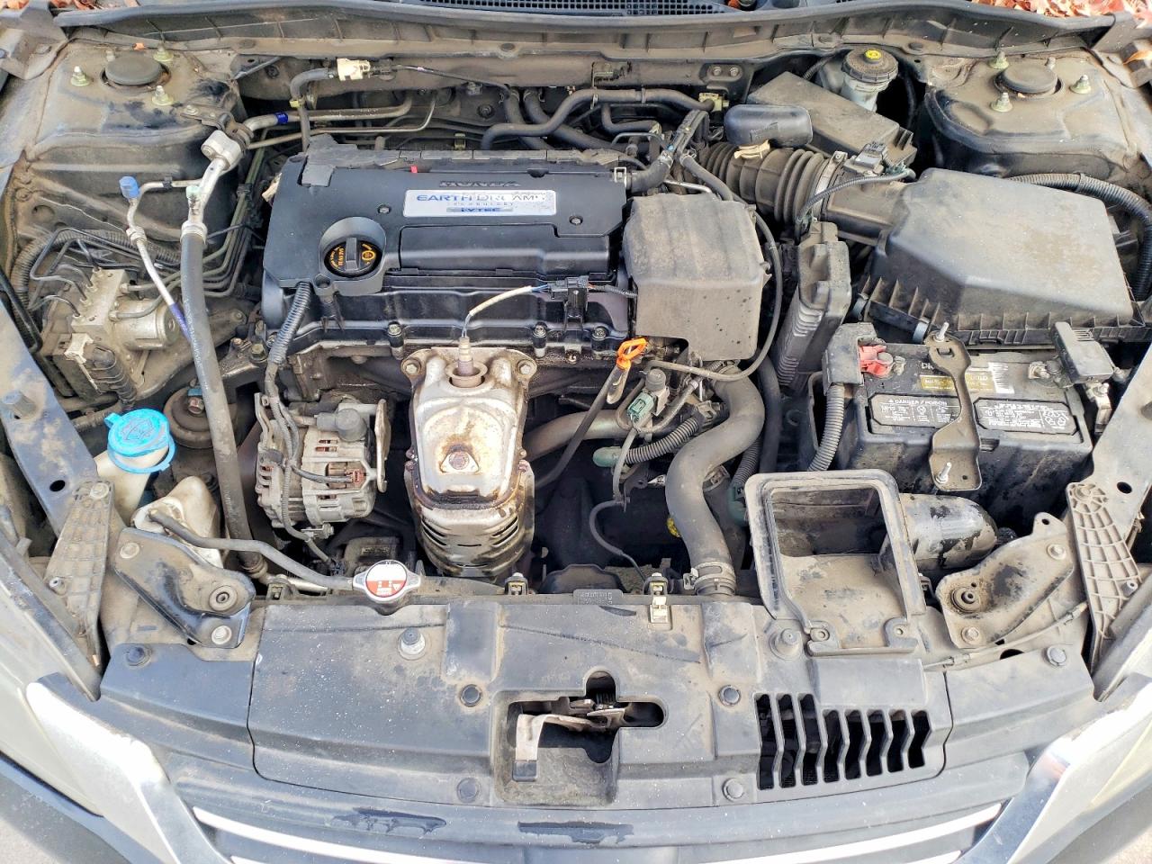 2014 HONDA ACCORD LX photo 21