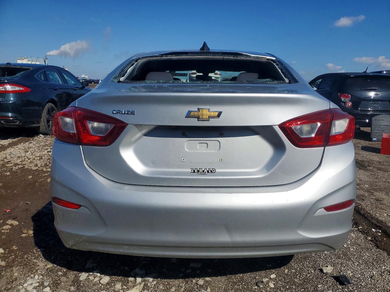 2019 CHEVROLET CRUZE LS photo 6