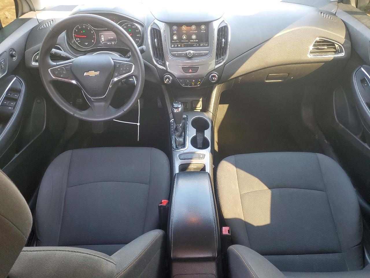 2019 CHEVROLET CRUZE LS photo 8