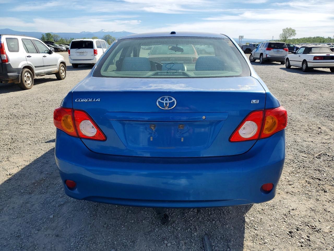 2010 TOYOTA COROLLA LE photo 11