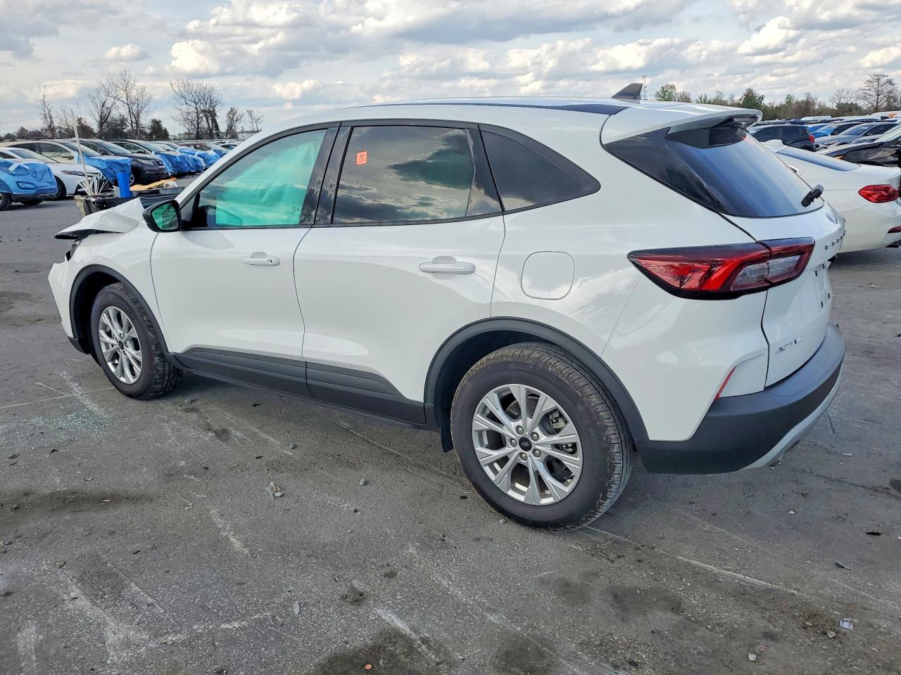 2025 FORD ESCAPE ACTIVE photo 3