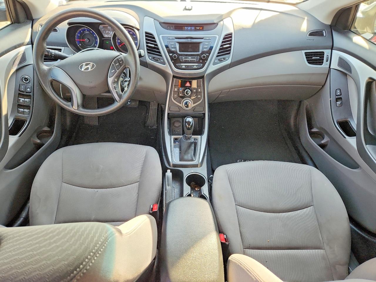 2014 HYUNDAI ELANTRA SE photo 8