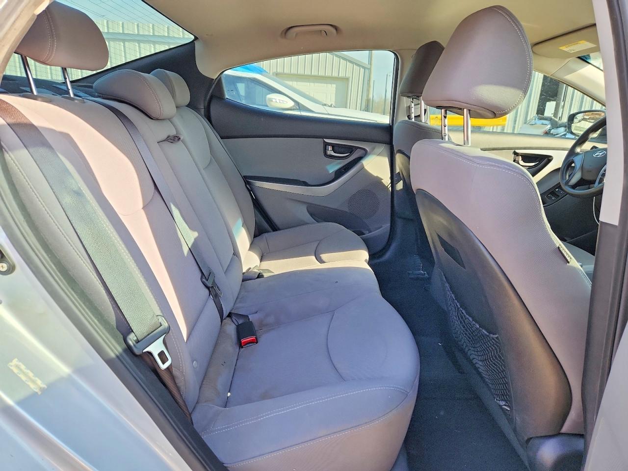 2014 HYUNDAI ELANTRA SE photo 10
