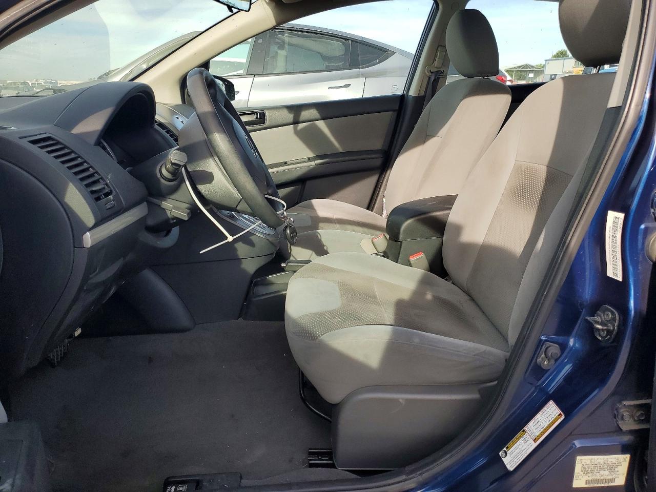 2010 NISSAN SENTRA 2.0 photo 7