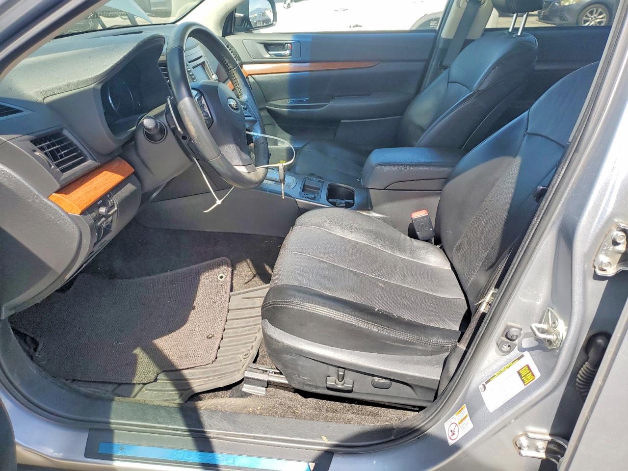 2014 SUBARU OUTBACK 2.5I LIMITED photo 19