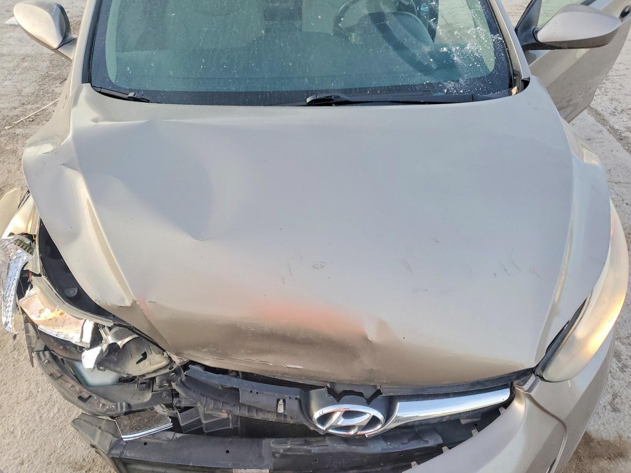 2014 HYUNDAI ELANTRA SE photo 11