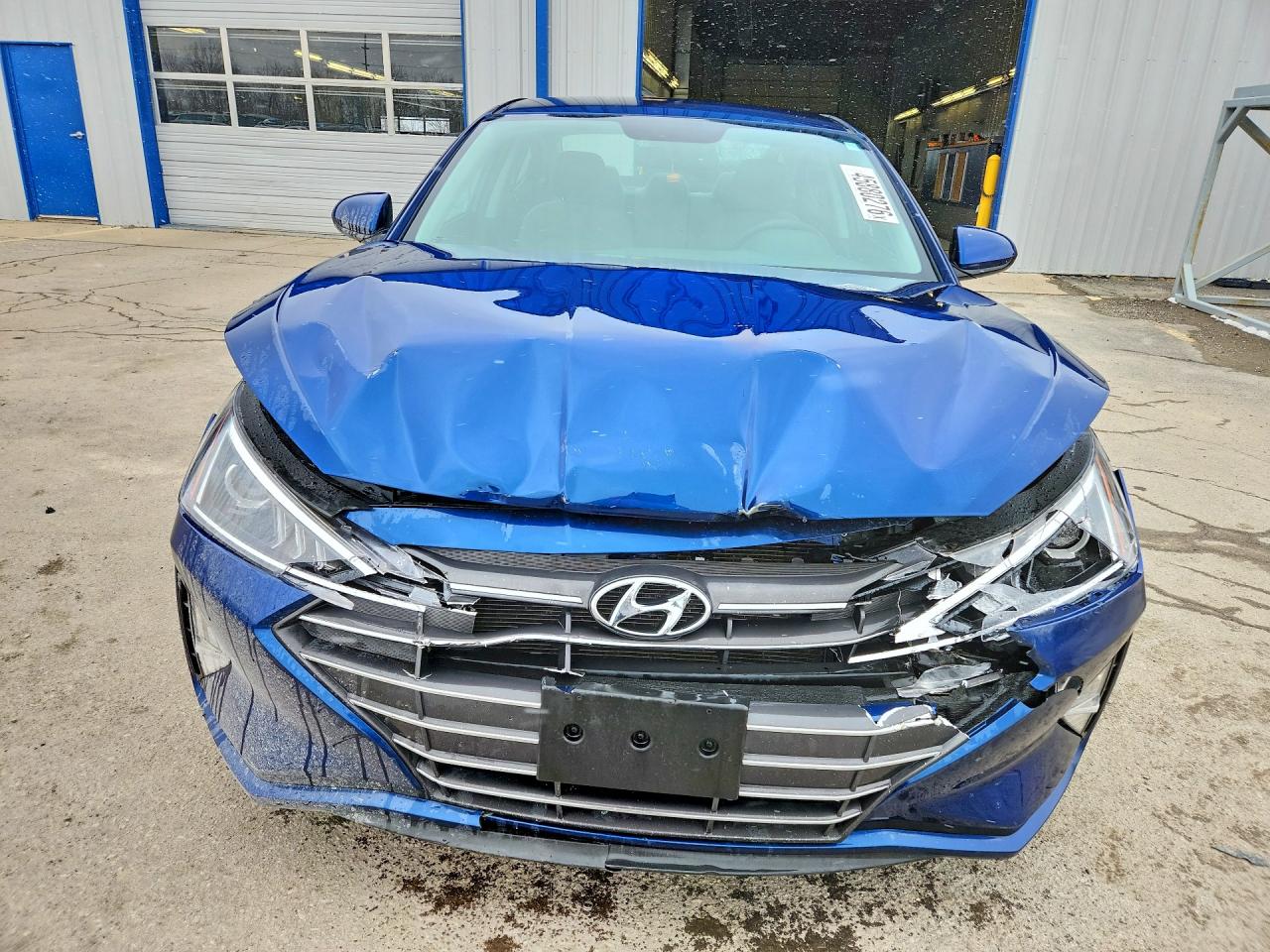 2019 HYUNDAI ELANTRA SE photo 5
