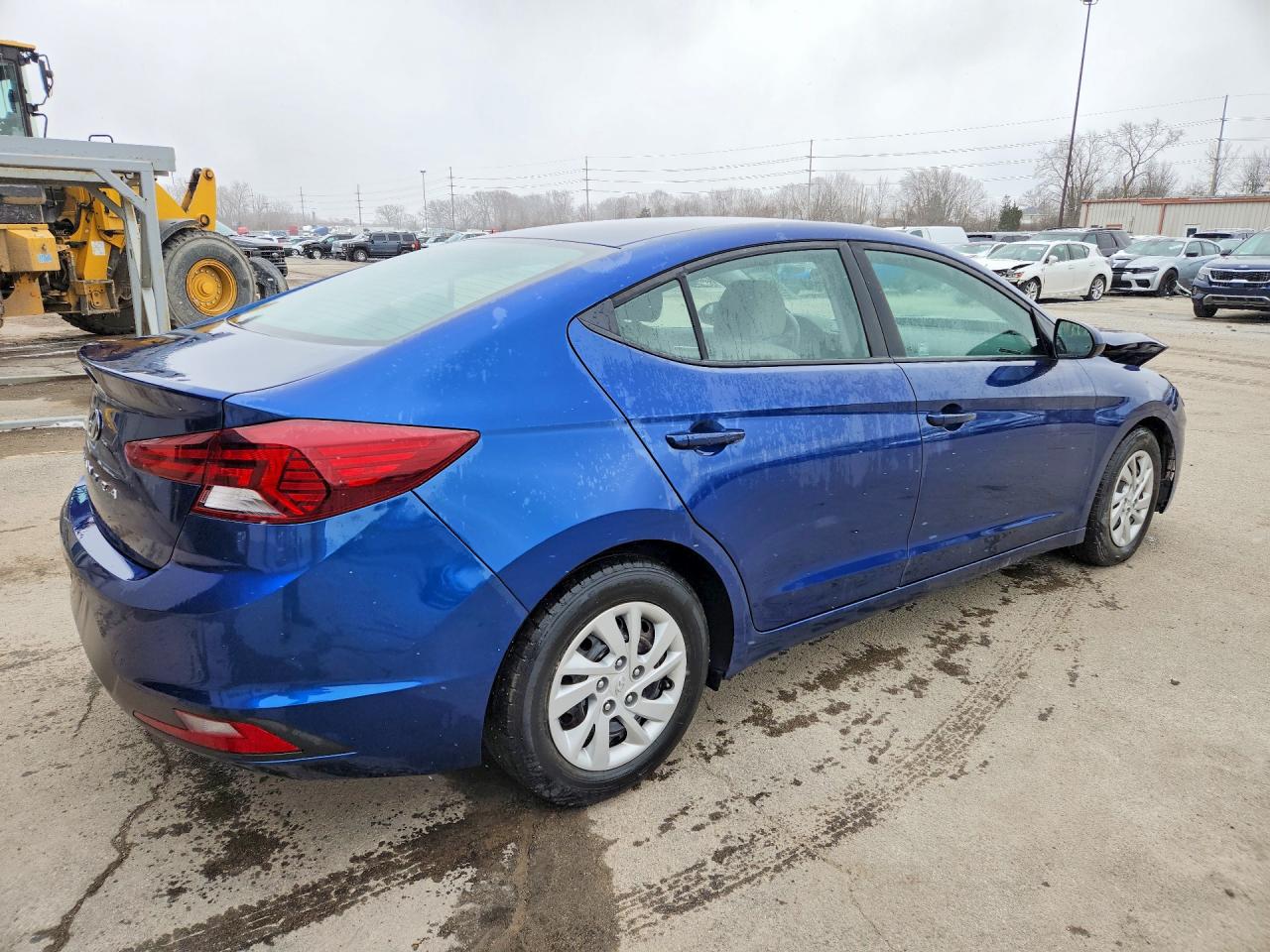 2019 HYUNDAI ELANTRA SE photo 3