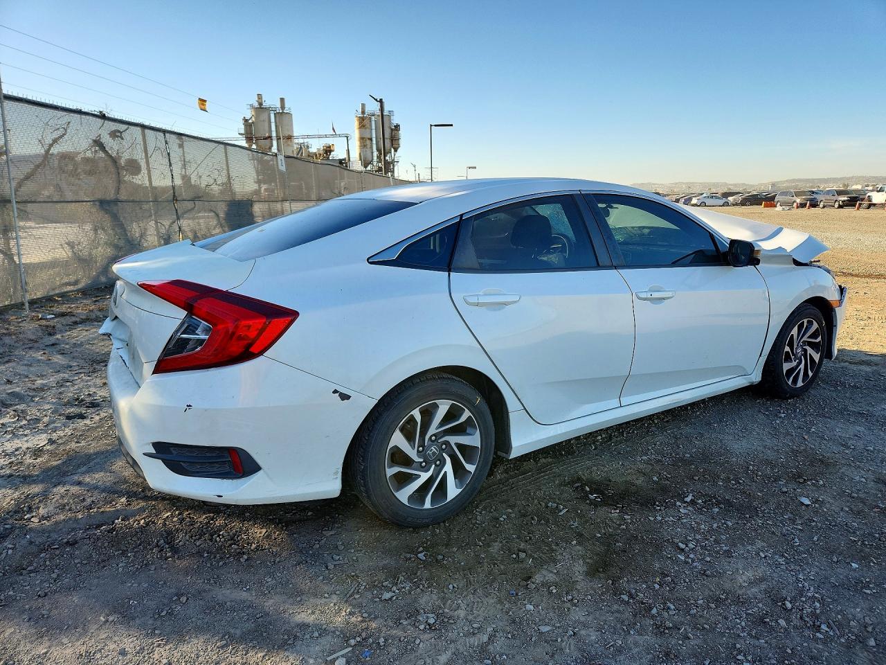 2016 HONDA CIVIC EX photo 3