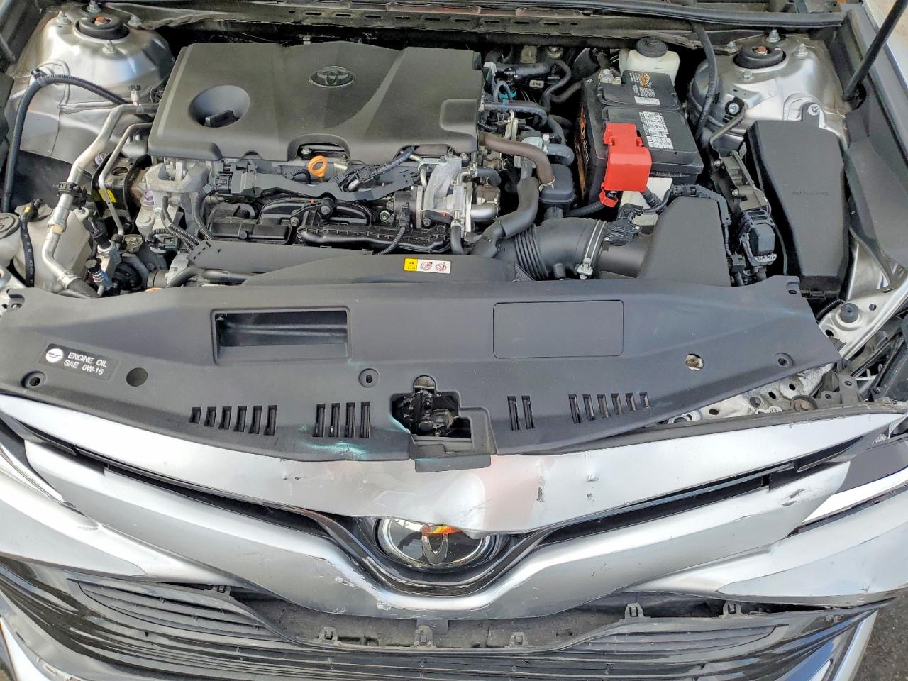 2019 TOYOTA CAMRY LE photo 31