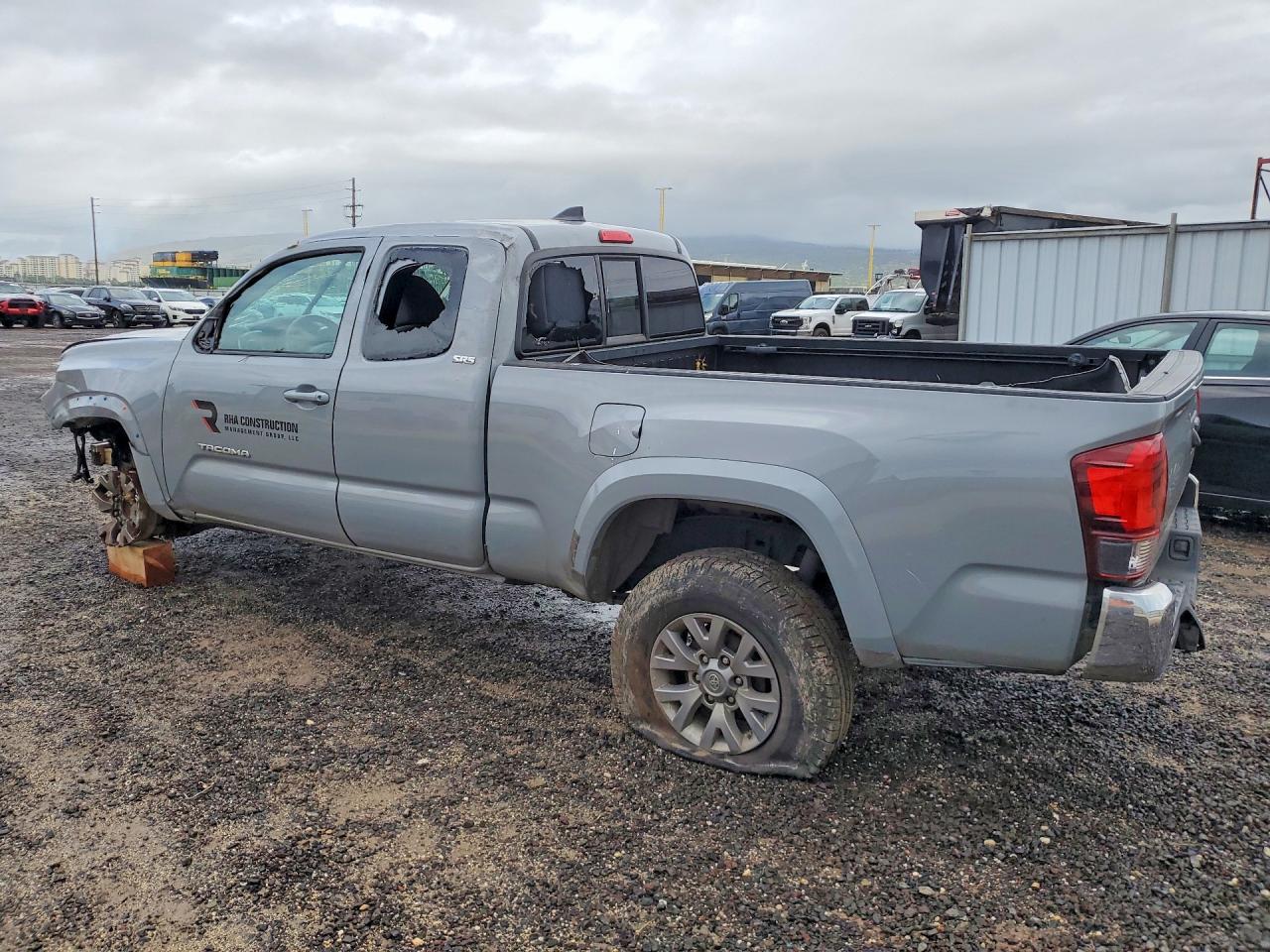 2019 TOYOTA TACOMA SR photo 2