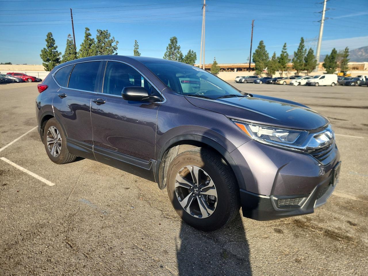 2018 HONDA CR-V LX photo 4