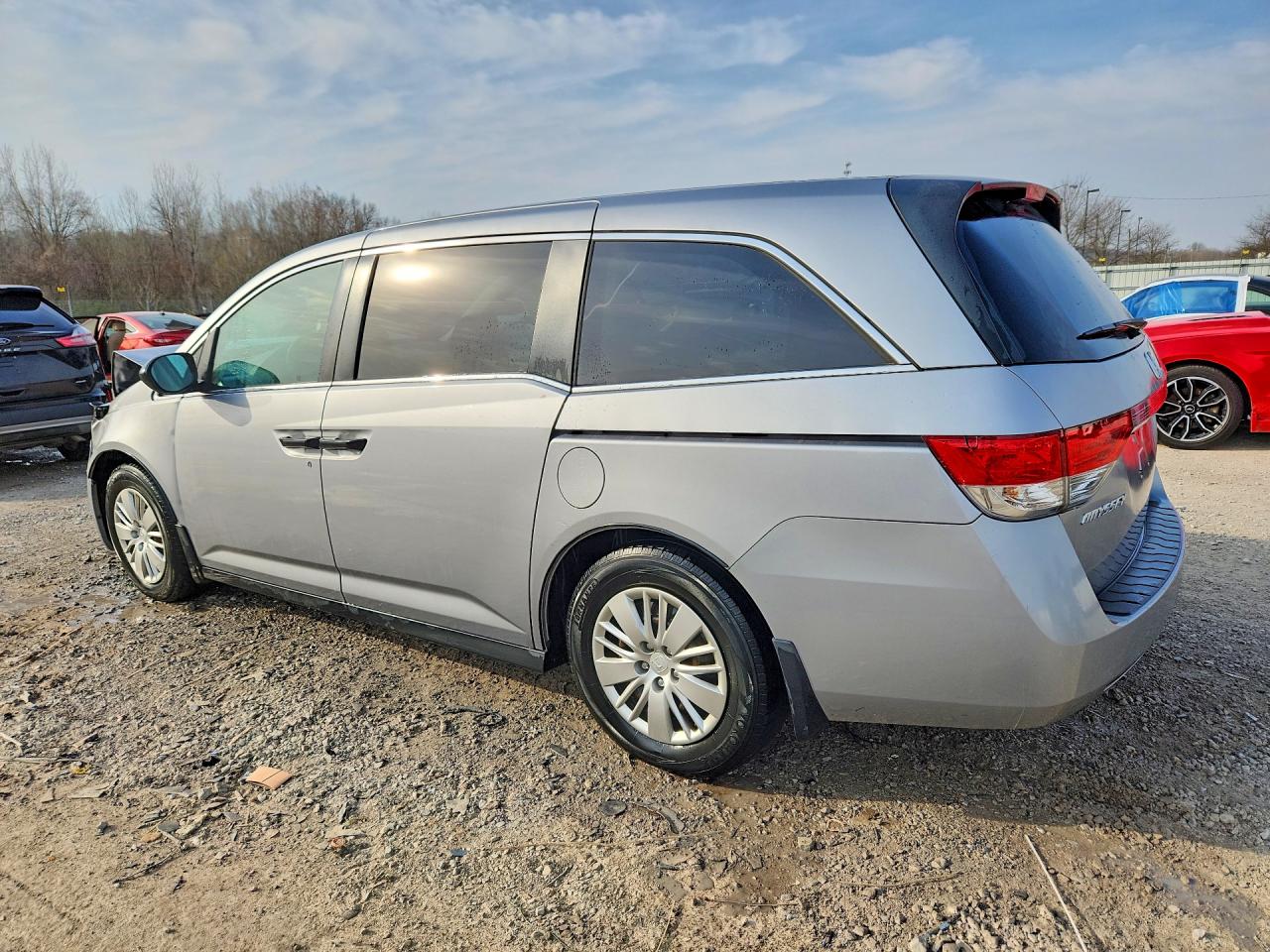 2016 HONDA ODYSSEY LX photo 3