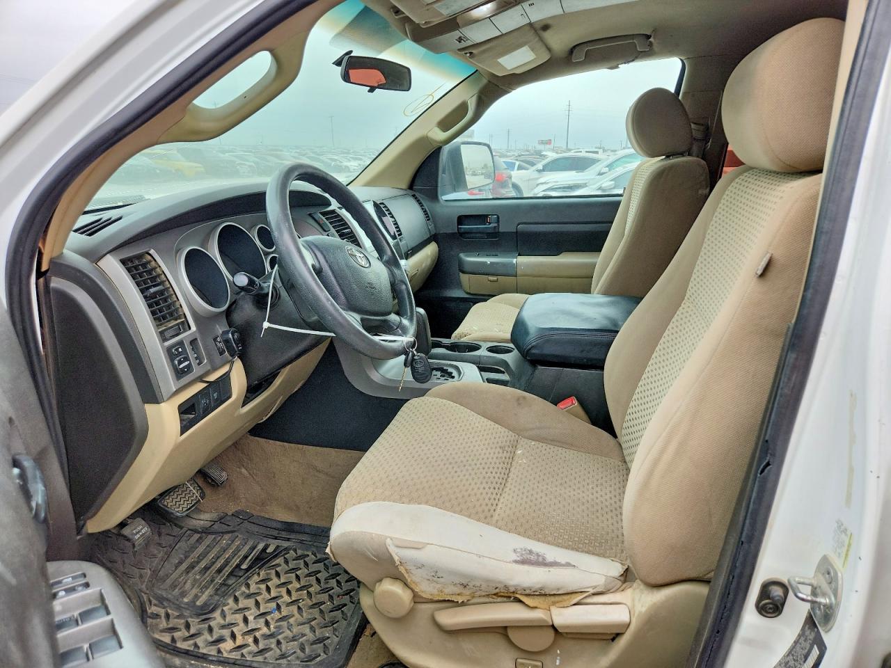 2011 TOYOTA TUNDRA GRADE photo 7