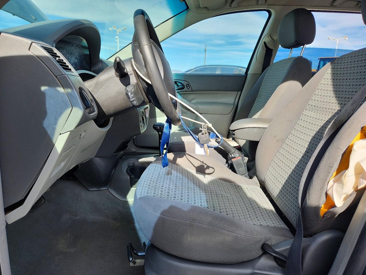 2005 FORD FOCUS ZXW photo 13