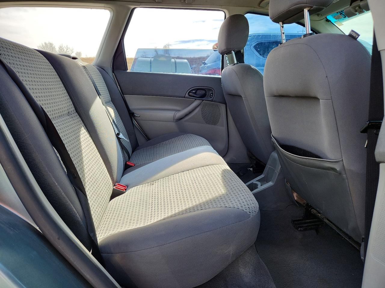 2005 FORD FOCUS ZXW photo 19