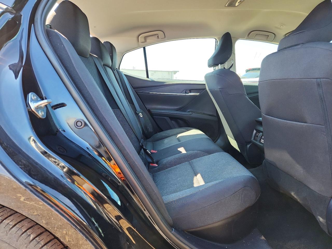 2025 TOYOTA CAMRY LE photo 19
