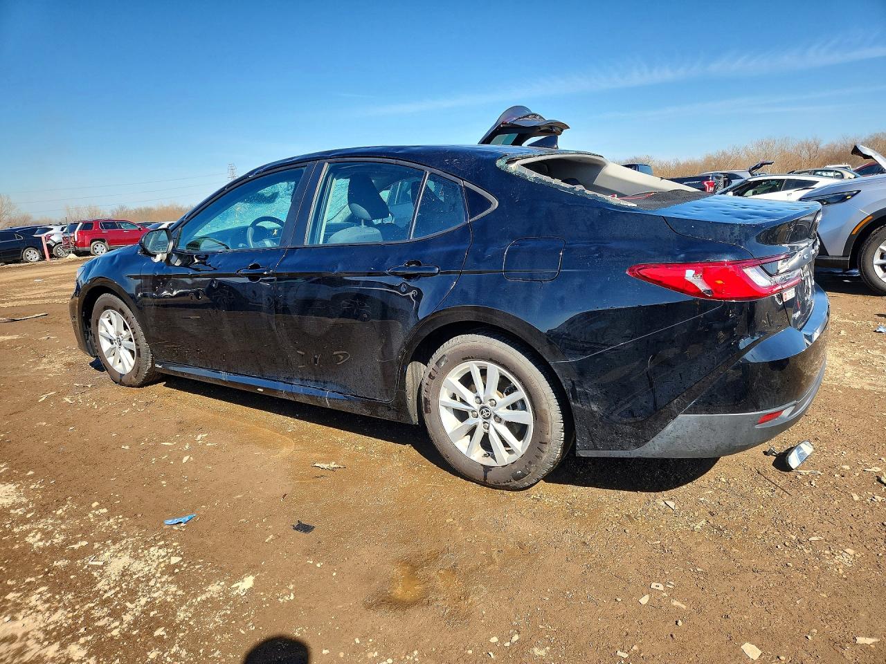 2025 TOYOTA CAMRY LE photo 3