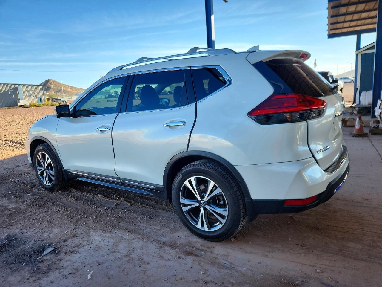 2017 NISSAN ROGUE S photo 3