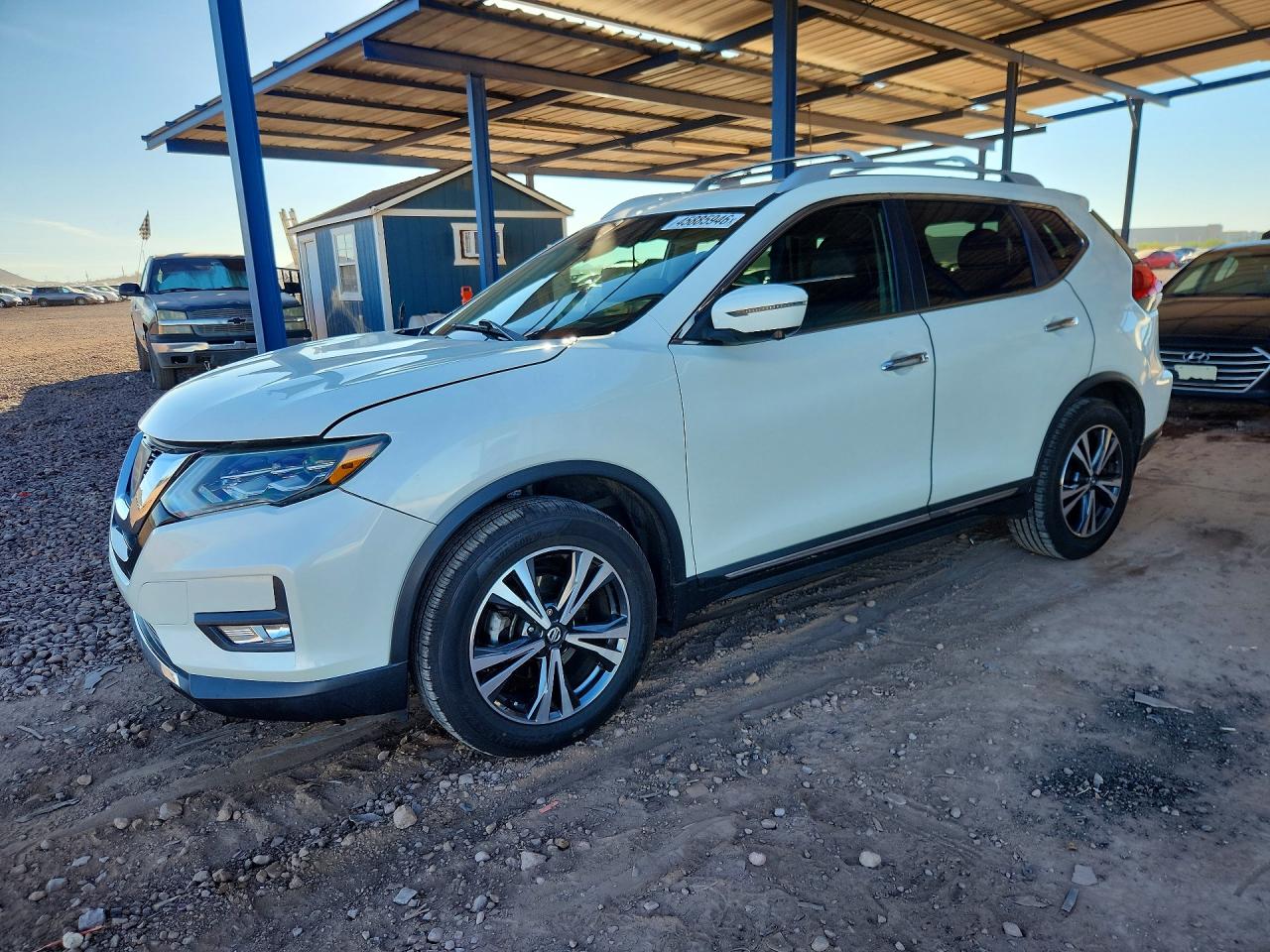 2017 NISSAN ROGUE