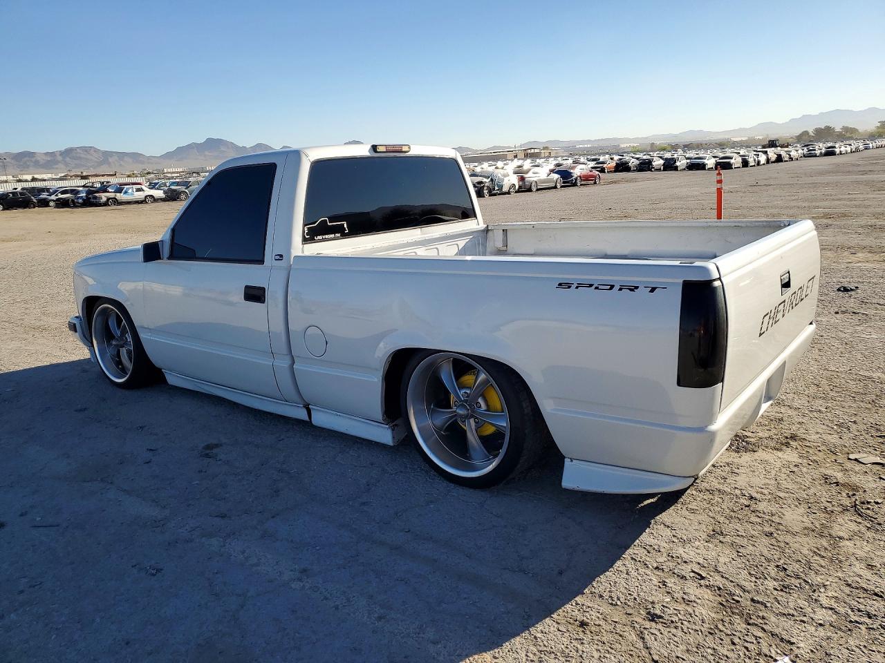 1998 GMC SIERRA C1500 photo 2