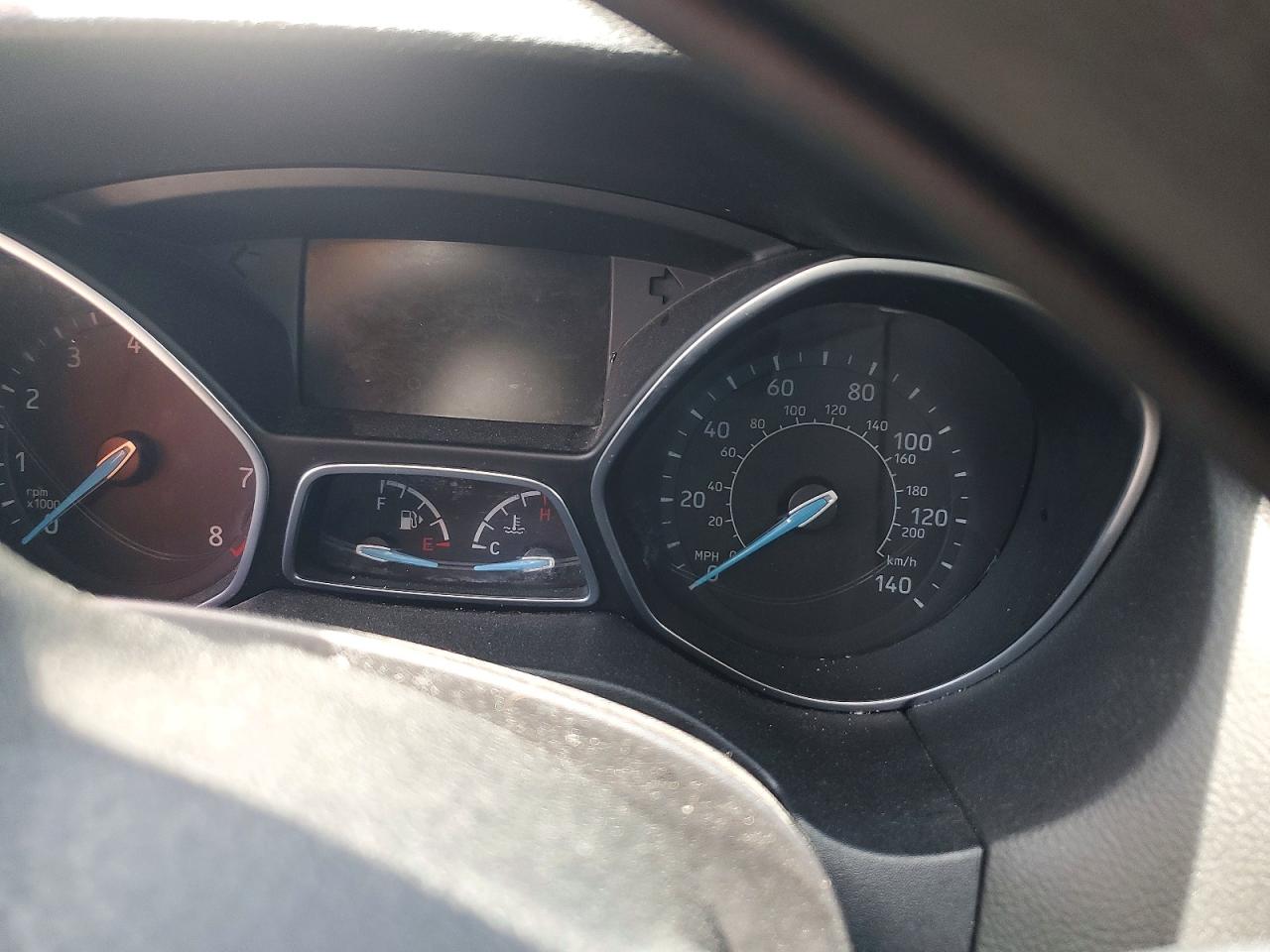2018 FORD FOCUS SE photo 17