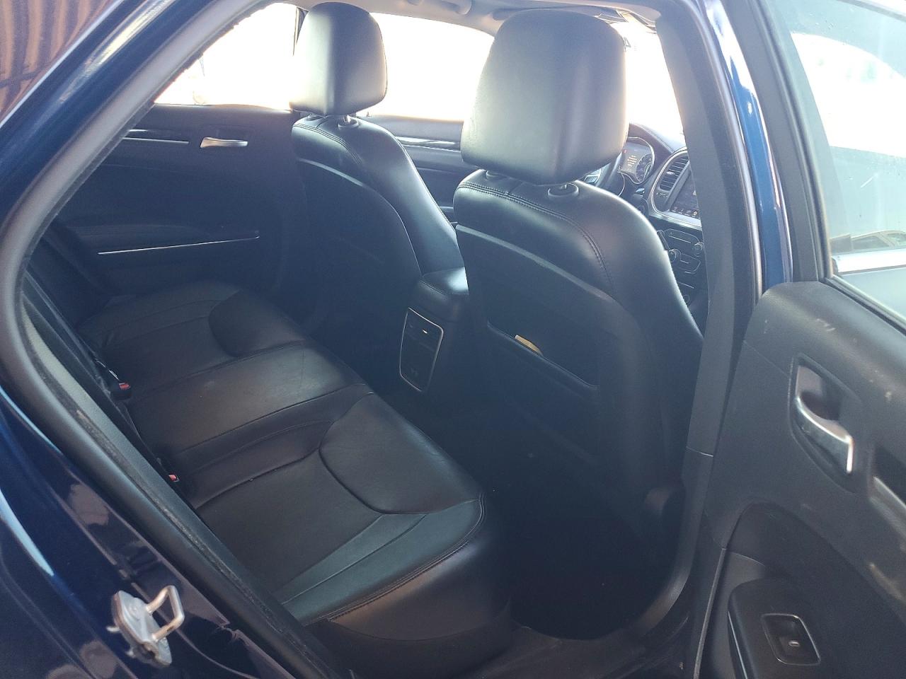 2015 CHRYSLER 300 LIMITED photo 19