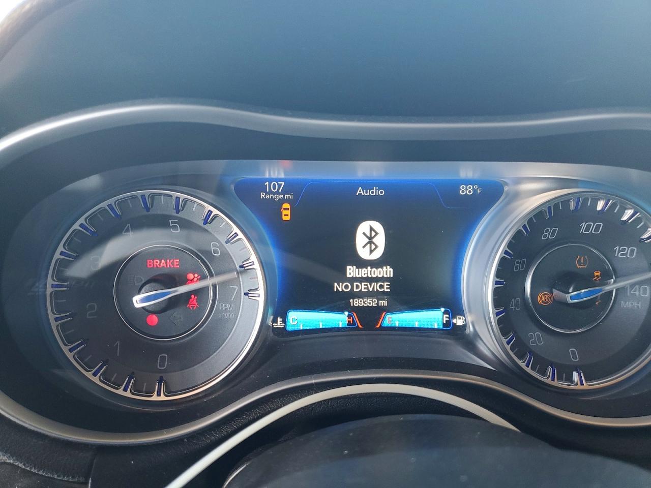 2015 CHRYSLER 300 LIMITED photo 17