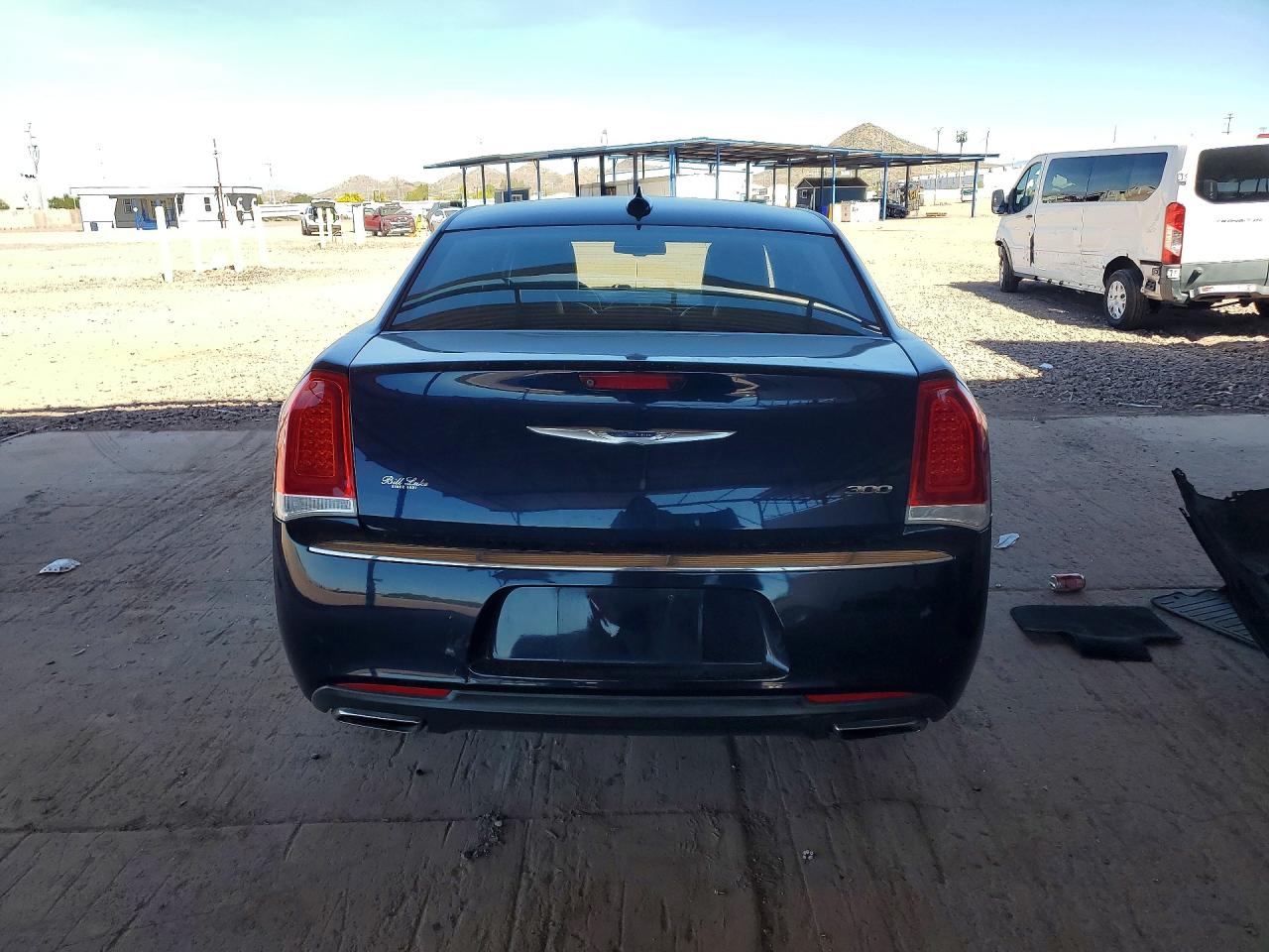 2015 CHRYSLER 300 LIMITED photo 11