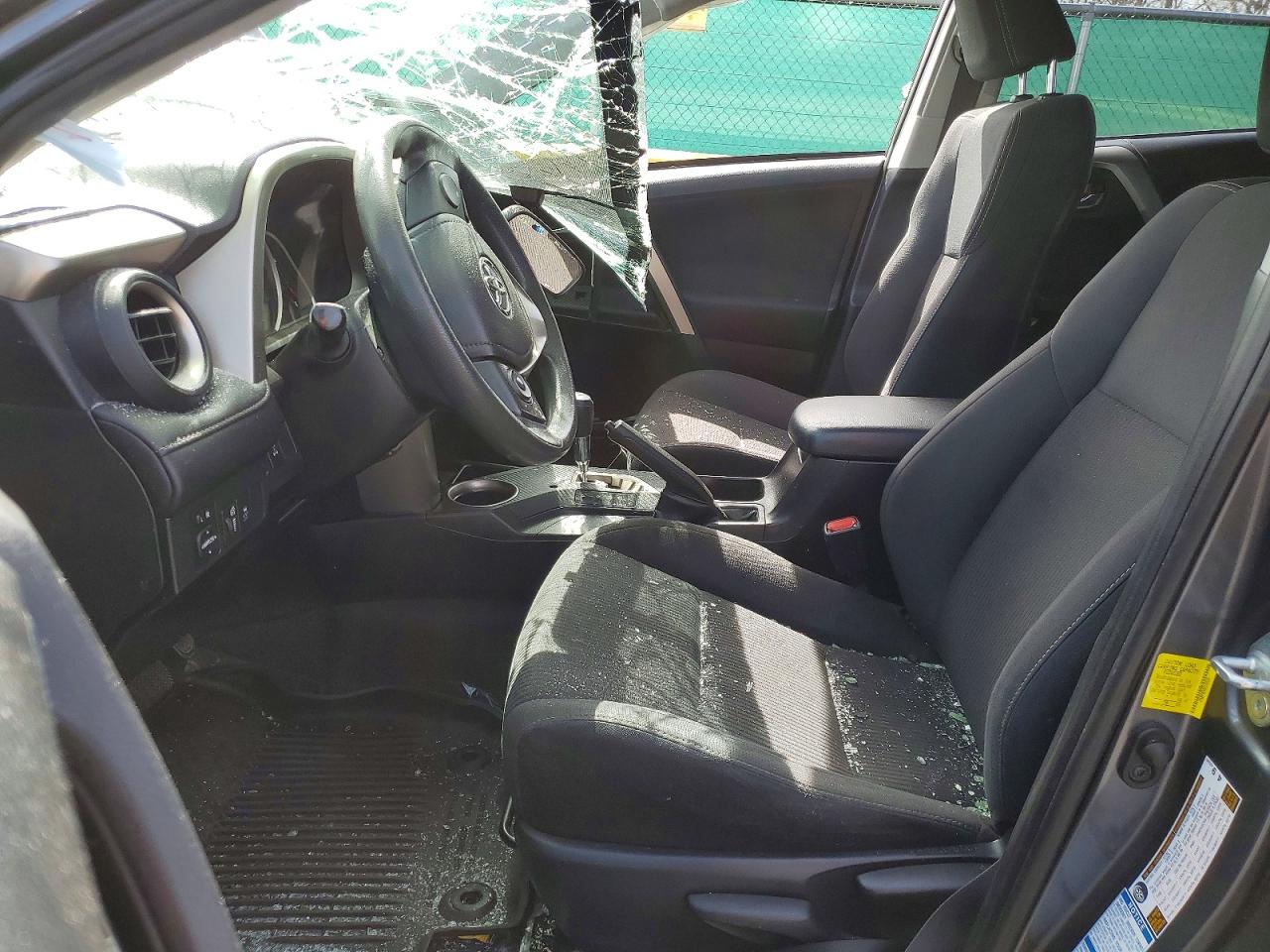 2015 TOYOTA RAV4 XLE photo 7