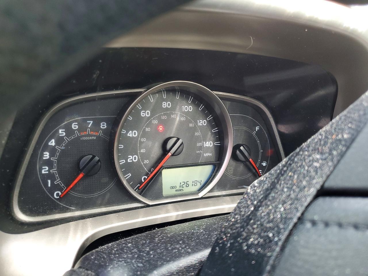 2015 TOYOTA RAV4 XLE photo 9