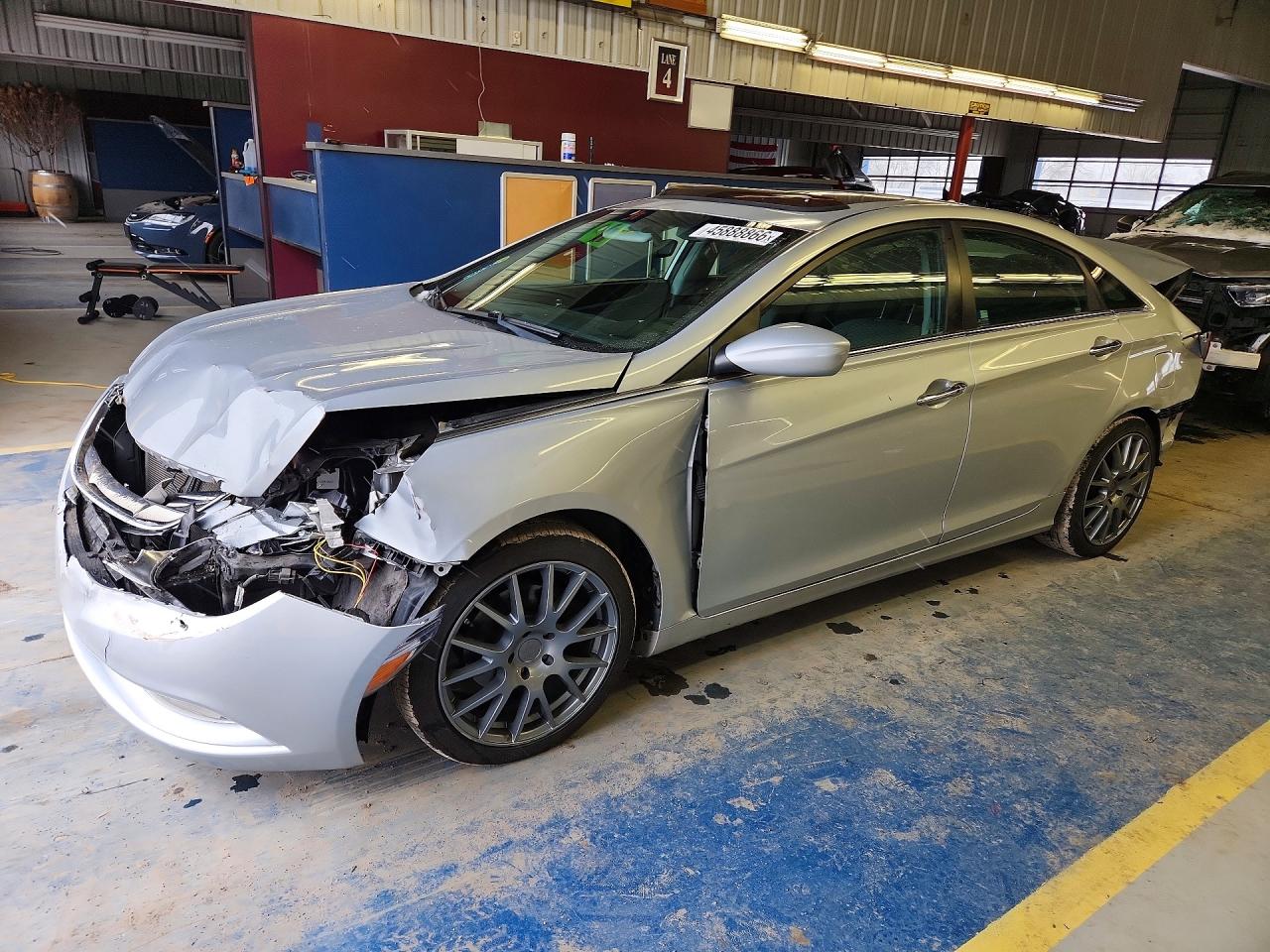 2011 HYUNDAI SONATA
