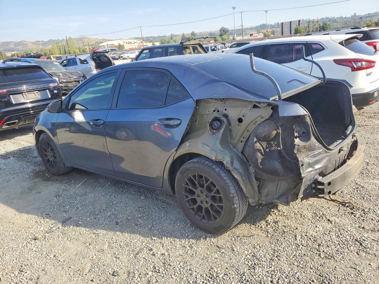 2015 TOYOTA COROLLA S photo 2