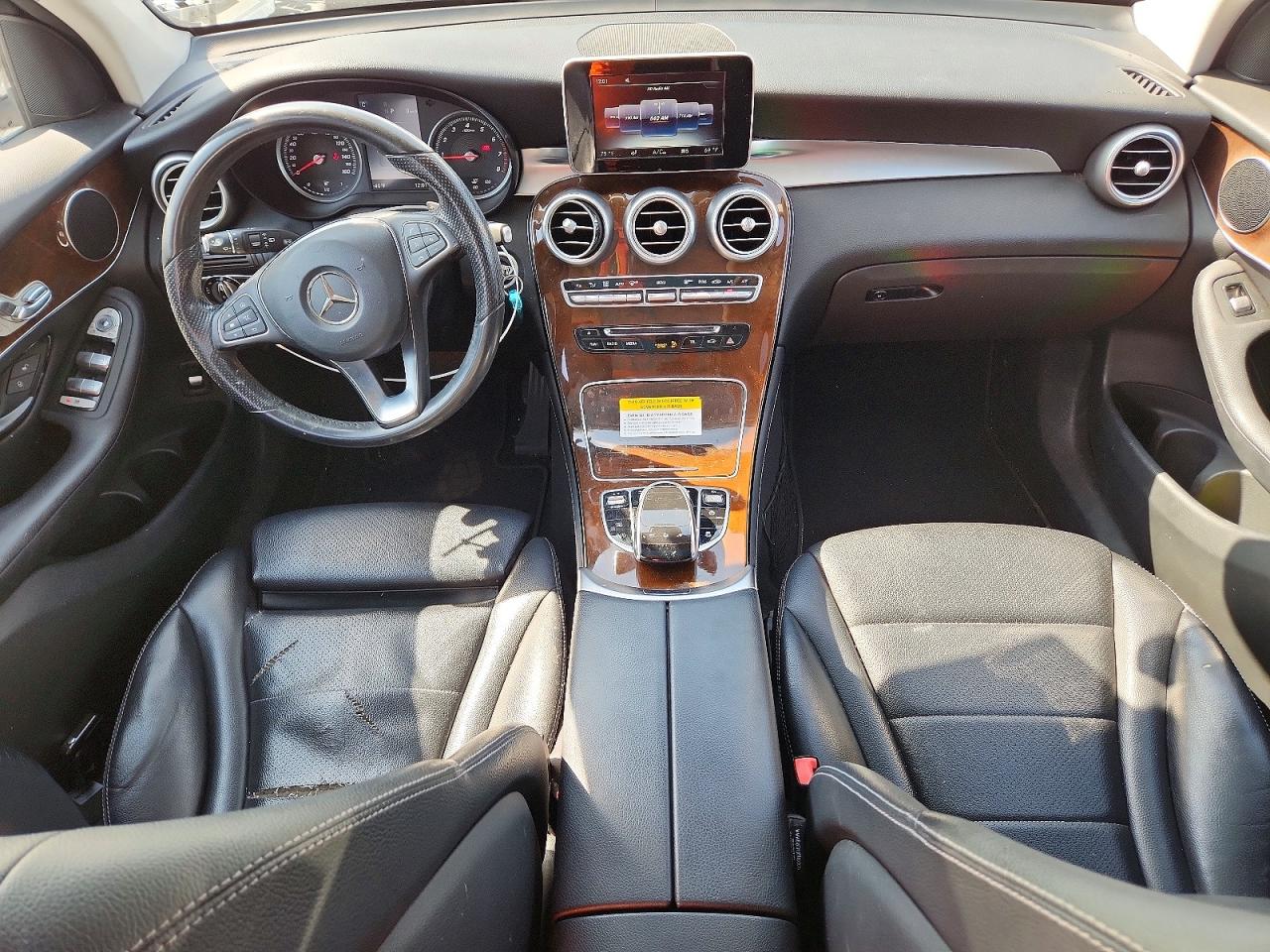2016 MERCEDES-BENZ GLC 300 photo 22