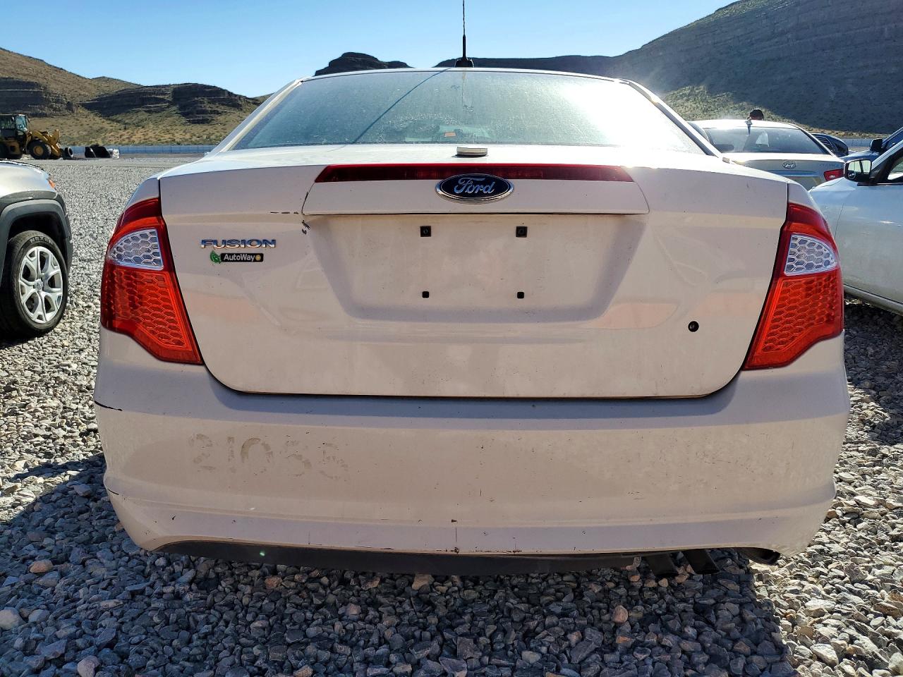 2012 FORD FUSION S photo 6