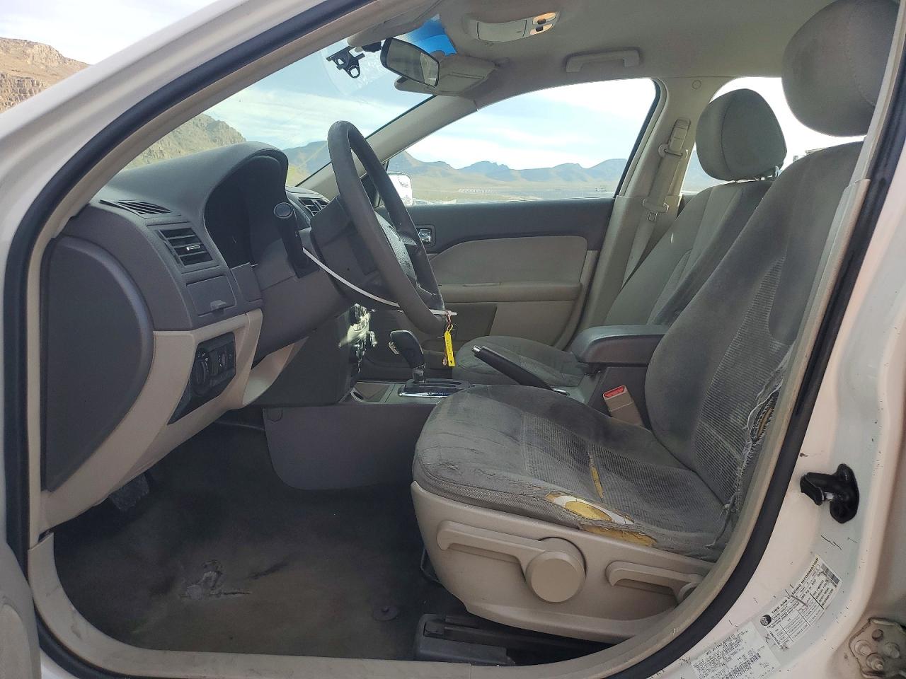 2012 FORD FUSION S photo 7