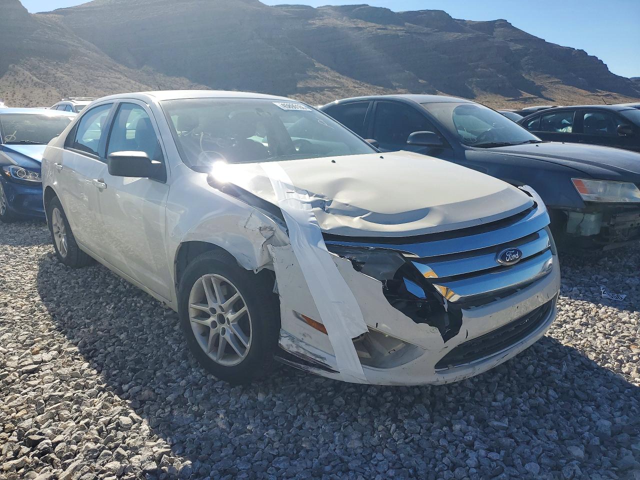 2012 FORD FUSION S photo 4