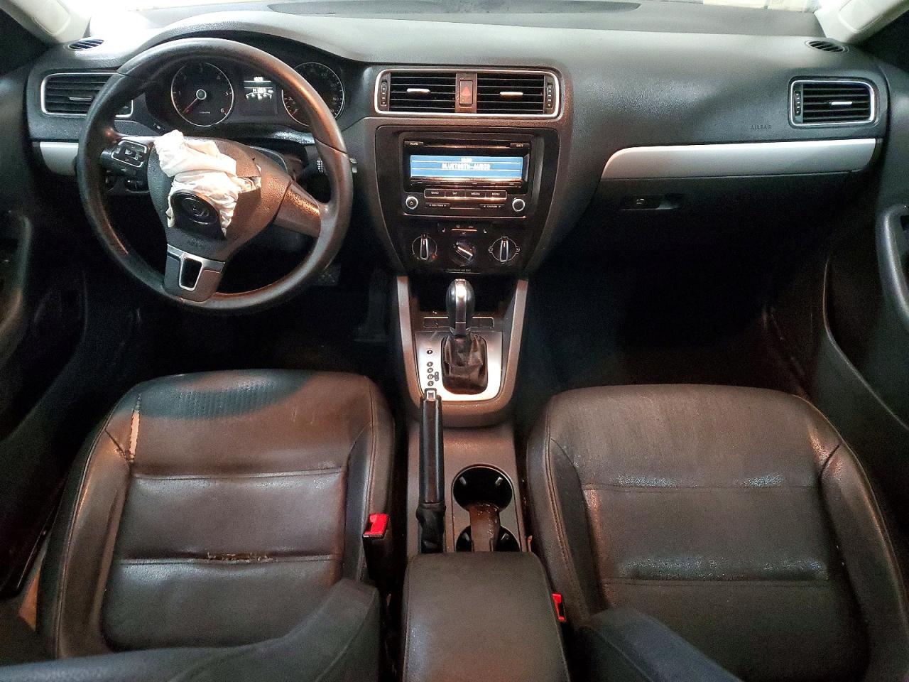 2012 VOLKSWAGEN JETTA TDI photo 8