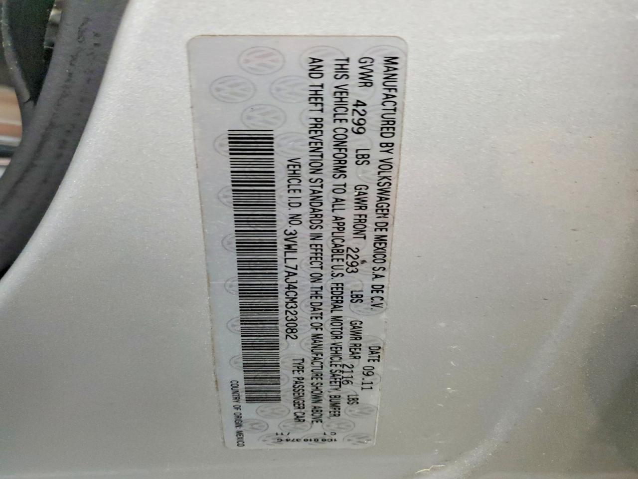 2012 VOLKSWAGEN JETTA TDI photo 13