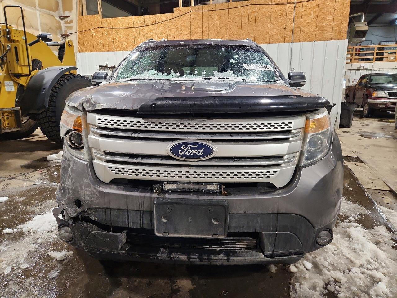 2013 FORD EXPLORER XLT photo 5