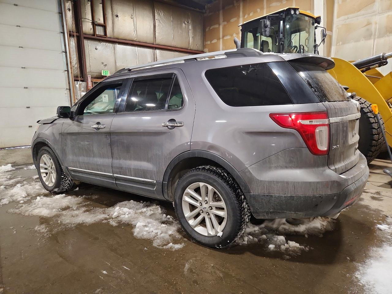 2013 FORD EXPLORER XLT photo 2