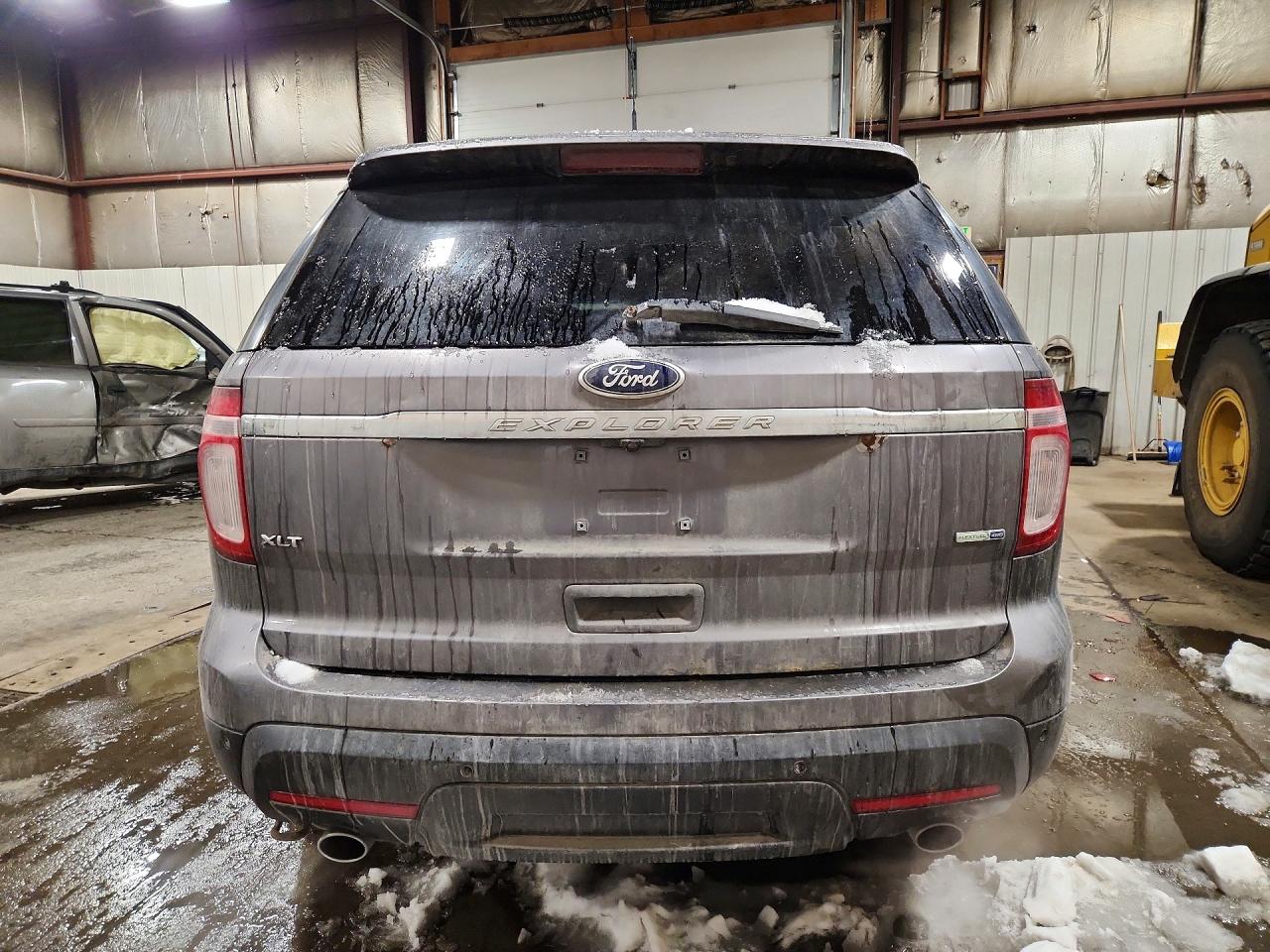 2013 FORD EXPLORER XLT photo 6