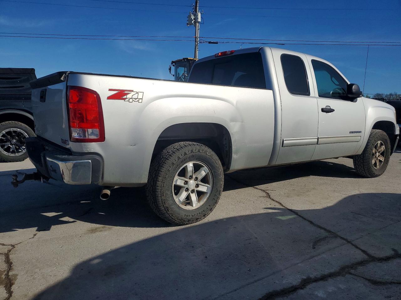 2012 GMC SIERRA K1500 SLE photo 3