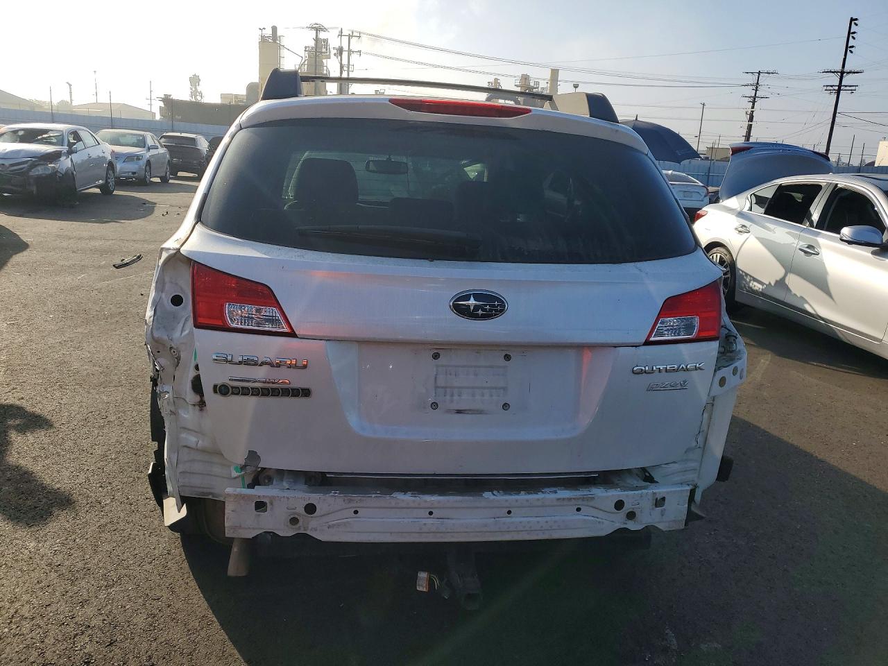 2012 SUBARU OUTBACK 2.5I PREMIUM photo 11