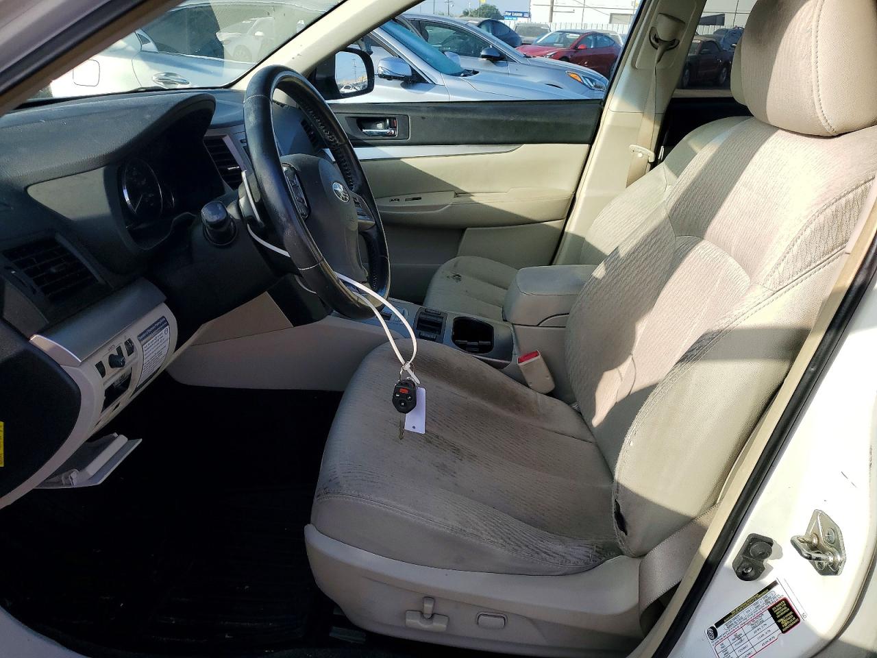 2012 SUBARU OUTBACK 2.5I PREMIUM photo 13