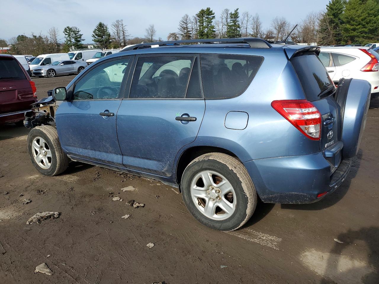 2012 TOYOTA RAV4 BASE photo 3