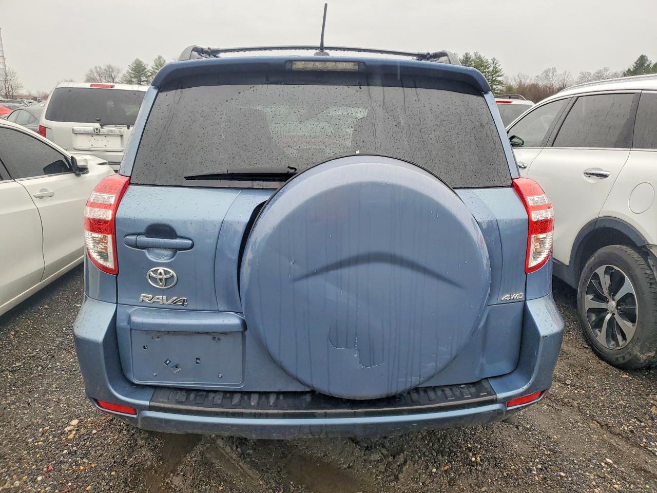 2012 TOYOTA RAV4 BASE photo 11