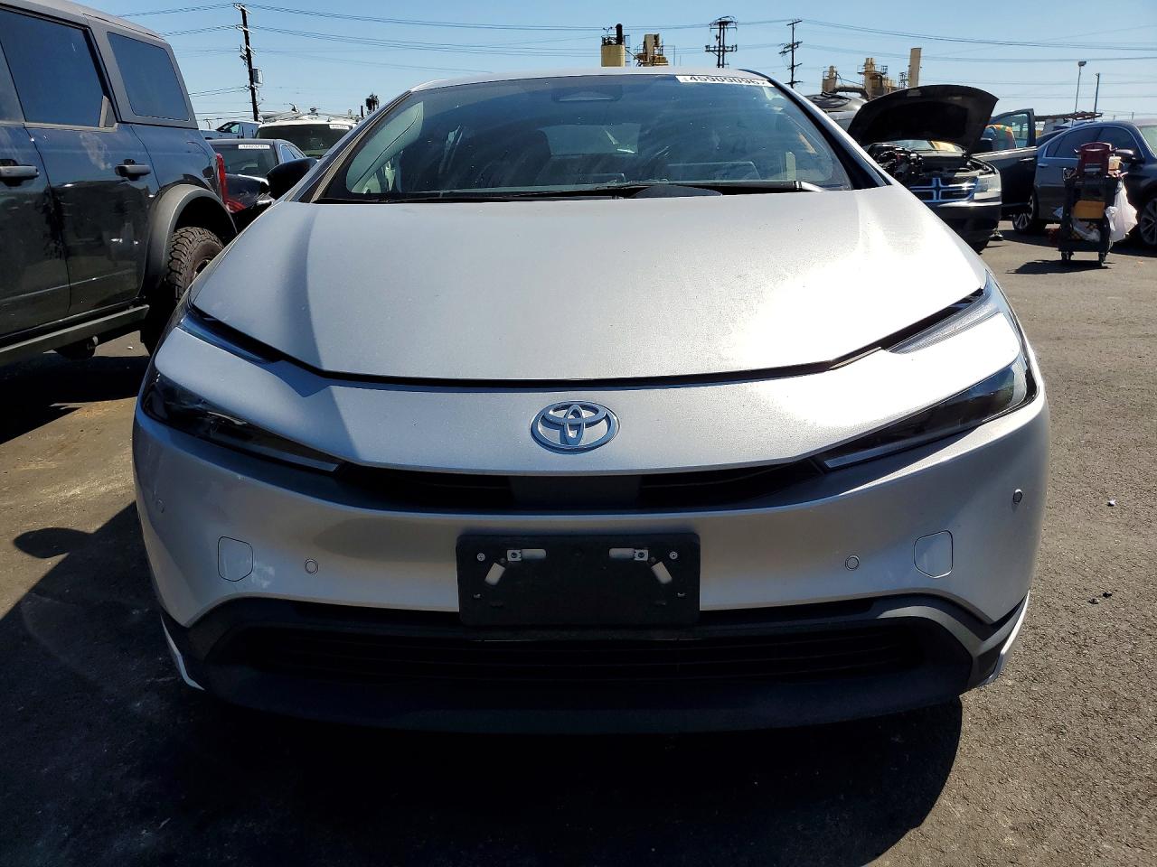 2025 TOYOTA PRIUS LE photo 9